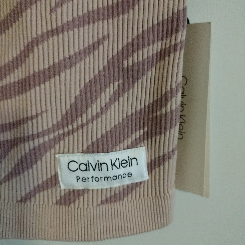 NWT Calvin Klein Performance Sports Bra Size XS Color Pink Zebra Stripes - Picture 2 of 6
